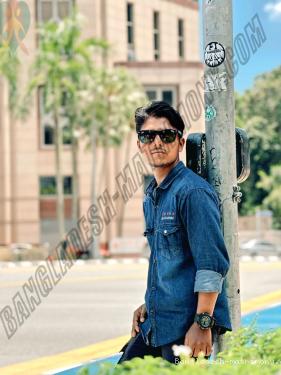 Emon8t9